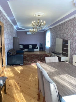 Satılır ev/villa 5 otaqlı 220 m², Mərdəkan q.-7