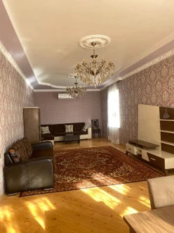 Satılır ev/villa 5 otaqlı 220 m², Mərdəkan q.-12