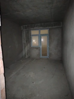 Satılır yeni tikili 3 otaqlı 130 m², İnşaatçılar m.-5 Satılır yeni tikili 3 otaqlı 130 m², İnşaatçılar m.-5