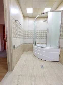 Satılır yeni tikili 3 otaqlı 105 m², Şah İsmayıl Xətai m.-28