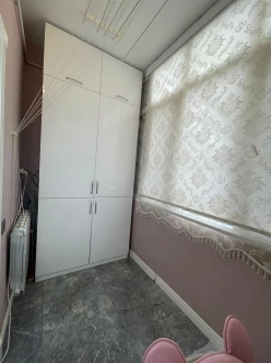 Satılır yeni tikili 2 otaqlı 76 m², İnşaatçılar m.-17