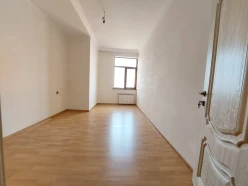 Satılır yeni tikili 3 otaqlı 105 m², Şah İsmayıl Xətai m.-13