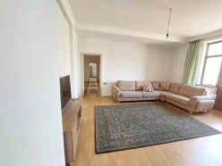 Satılır yeni tikili 3 otaqlı 105 m², Şah İsmayıl Xətai m.-7