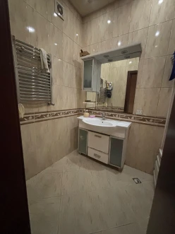 Satılır yeni tikili 3 otaqlı 128 m²,  20 yanvar m.-4