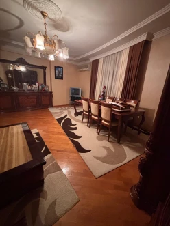 Satılır yeni tikili 3 otaqlı 128 m²,  20 yanvar m.-2