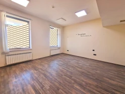 İcarə ofis 6 otaqlı 300 m², Xətai r.-7