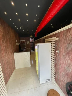 Satılır obyekt 75.6 m², İnşaatçılar m.-12