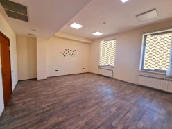 İcarə ofis 6 otaqlı 300 m², Xətai r.-4