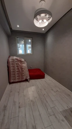 Satılır yeni tikili 3 otaqlı 75 m², İnşaatçılar m.-14