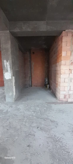 Satılır yeni tikili 3 otaqlı 180 m², İnşaatçılar m.-4