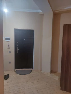 Satılır yeni tikili 1 otaqlı 60 m², Azadlıq prospekti m.-7