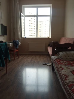 Satılır yeni tikili 1 otaqlı 40 m², İnşaatçılar m.-7