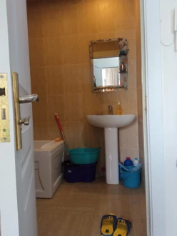 Satılır yeni tikili 1 otaqlı 40 m², İnşaatçılar m.-3