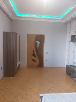 Satılır yeni tikili 1 otaqlı 60 m², Azadlıq prospekti m.-5