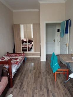 Satılır yeni tikili 1 otaqlı 40 m², İnşaatçılar m.-11