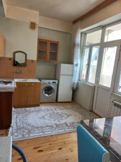 İcarə yeni tikili 2 otaqlı 90 m², Elmlər Akademiyası m.-11