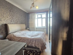 Satılır köhnə tikili 3 otaqlı 65 m²,  Qaraçuxur-11