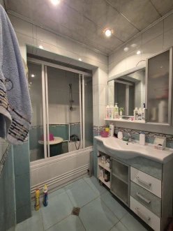 Satılır köhnə tikili 3 otaqlı 65 m²,  Qaraçuxur-3