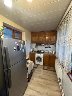 Satılır köhnə tikili 3 otaqlı 56 m²,  Elmlər Akademiyası m.-8