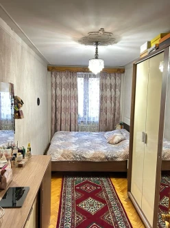 Satılır köhnə tikili 3 otaqlı 56 m²,  Elmlər Akademiyası m.-3