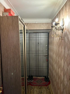 Satılır köhnə tikili 3 otaqlı 56 m²,  Elmlər Akademiyası m.-10