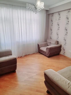 Satılır yeni tikili 4 otaqlı 131 m², İnşaatçılar m.-8