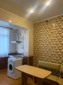 İcarə köhnə tikili 2 otaqlı 65 m², Nəsimi m.-7