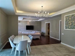 Satılır yeni tikili 4 otaqlı 202 m², Nizami m.-2