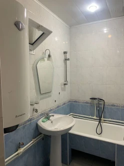 İcarə köhnə tikili 2 otaqlı 65 m², Nəsimi m.-11