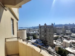 Satılır yeni tikili 4 otaqlı 200 m²,  28 May m.-21