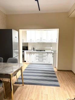 İcarə yeni tikili 3 otaqlı 90 m²,  28 May m.-19