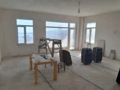 Satılır yeni tikili 4 otaqlı 200 m²,  28 May m.-4