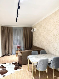 İcarə yeni tikili 3 otaqlı 90 m²,  28 May m.-6