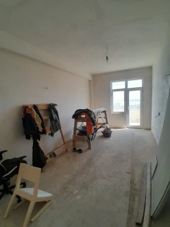 Satılır yeni tikili 4 otaqlı 200 m²,  28 May m.-18