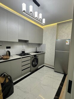 İcarə yeni tikili 2 otaqlı 70 m²,  Xırdalan-3