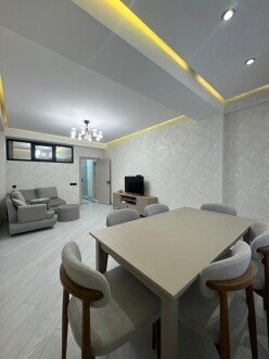 İcarə yeni tikili 2 otaqlı 70 m²,  Xırdalan