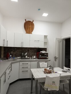 İcarə obyekt 110 m²,  Şah İsmayıl Xətai m.-6