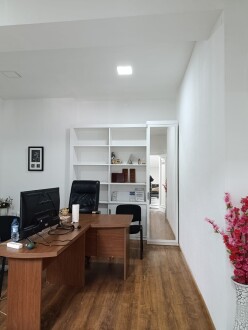 İcarə obyekt 110 m²,  Şah İsmayıl Xətai m.-3