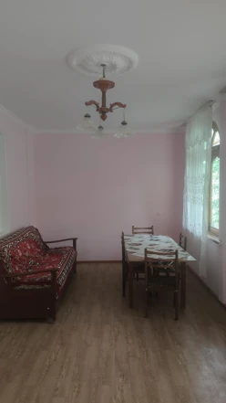 Satılır ev/villa 3 otaqlı 85 m², Göygöl-8 Satılır ev/villa 3 otaqlı 85 m², Göygöl-8