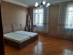 İcarə yeni tikili 3 otaqlı 140 m², Nərimanov r.-16