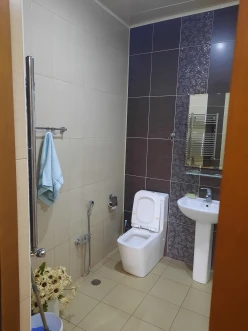 İcarə yeni tikili 3 otaqlı 140 m², Nərimanov r.-8