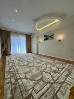Satılır yeni tikili 4 otaqlı 223 m², 28 May m.-15 Satılır yeni tikili 4 otaqlı 223 m², 28 May m.-15