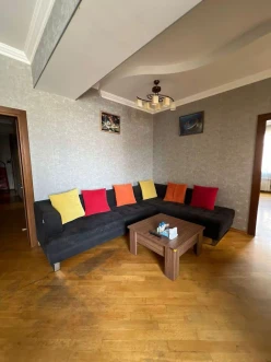 İcarə yeni tikili 3 otaqlı 150 m², Yasamal-10 İcarə yeni tikili 3 otaqlı 150 m², Yasamal-10