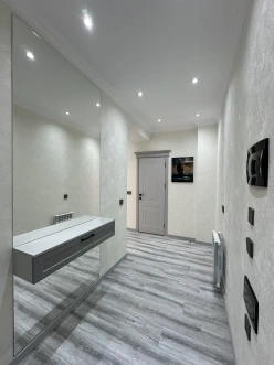 Satılır yeni tikili 2 otaqlı 51 m², Həzi Aslanov m.-3