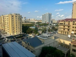 Satılır köhnə tikili 3 otaqlı 85 m²,  Elmlər Akademiyası m.-13