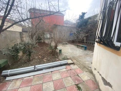 Satılır ev/villa 6 otaqlı 234 m²,  Qara Qarayev m.-20