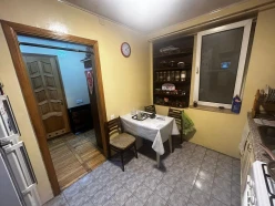 Satılır köhnə tikili 3 otaqlı 85 m²,  Elmlər Akademiyası m.-10