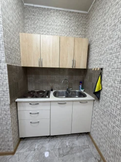 İcarə ofis 2 otaqlı 91.4 m²,  28 May m.-15