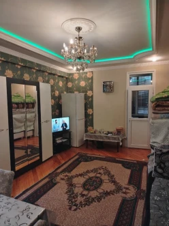 Satılır yeni tikili 2 otaqlı 60 m²,  İnşaatçılar m.-9