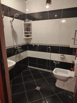 Satılır yeni tikili 2 otaqlı 60 m²,  İnşaatçılar m.-5